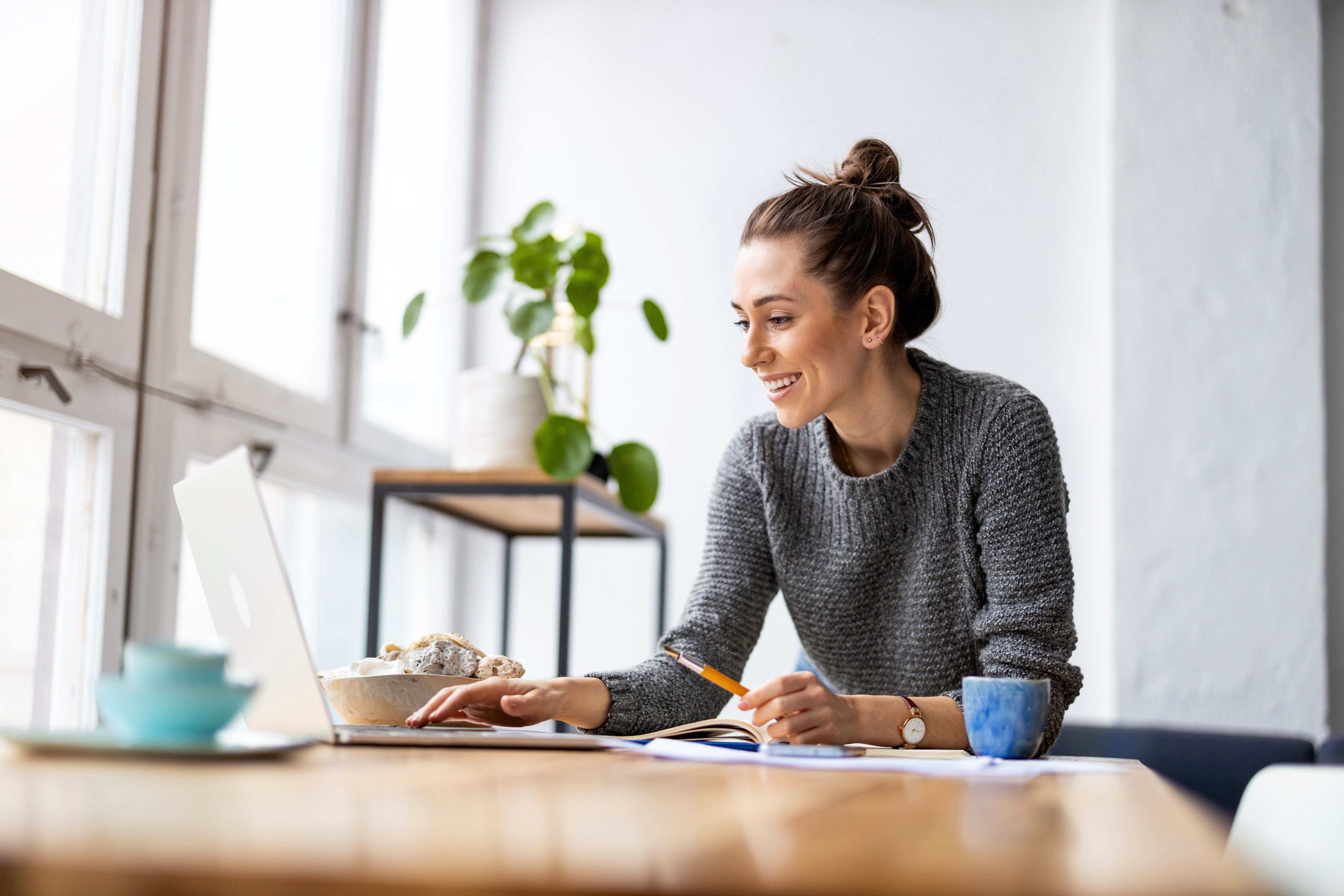 girl at computer